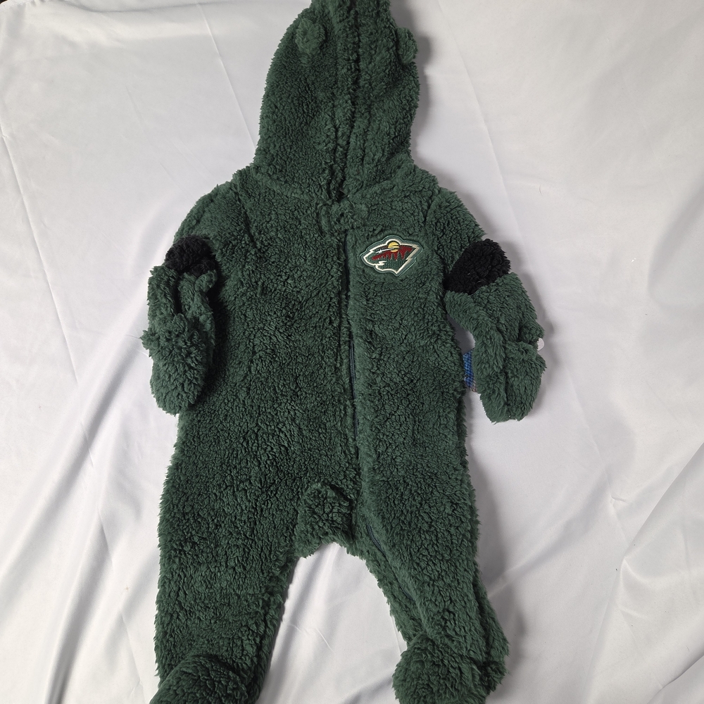 NHL Wild‎ Green Fleece Kids Snowsuit 3/6 Months